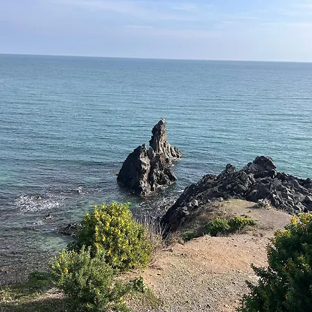 Climatisé Et Spacieux Avec Terrasse Et Vue Sur Le Port Capacité 6 Personnes * Agde