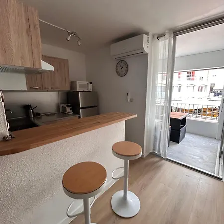 Apartment Spacieux, Climatise Et Lumineux, Ideal Jusqu'a 6 Personnes Au Coeur Du Centre Port Du Cap D'agde Agde