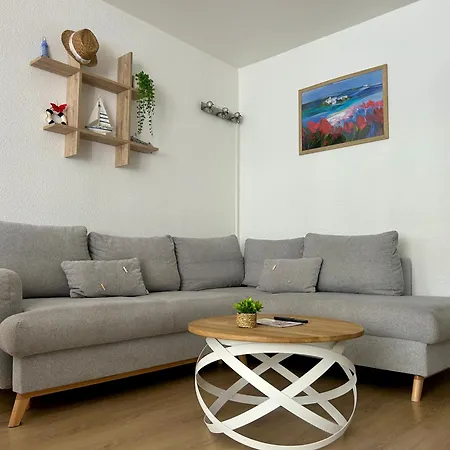 Appartement Climatisé Et Spacieux Avec Terrasse Et Vue Sur Le Port Capacité 6 Personnes