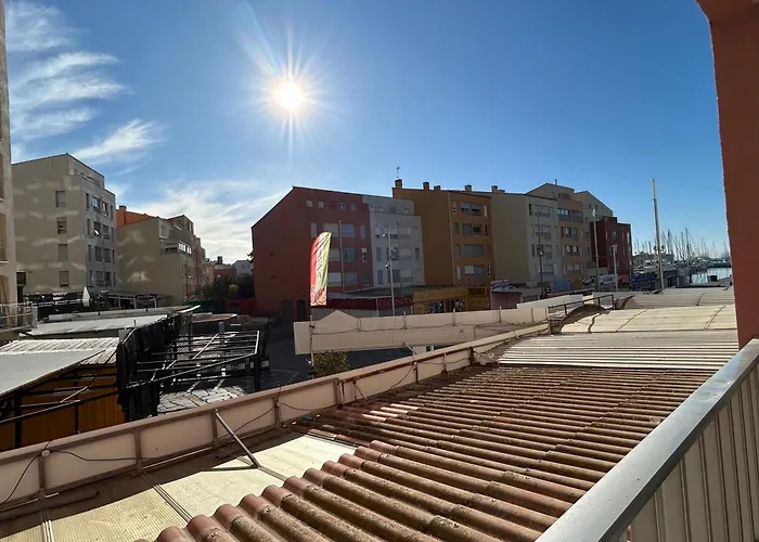 Διαμέρισμα Climatise Et Spacieux Avec Terrasse Et Vue Sur Le Port Capacite 6 Personnes Agde